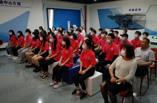 安全同行 文化潤(rùn)心 記公寓管理中心赴安全體驗(yàn)中心考察及文化藝術(shù)交流之行